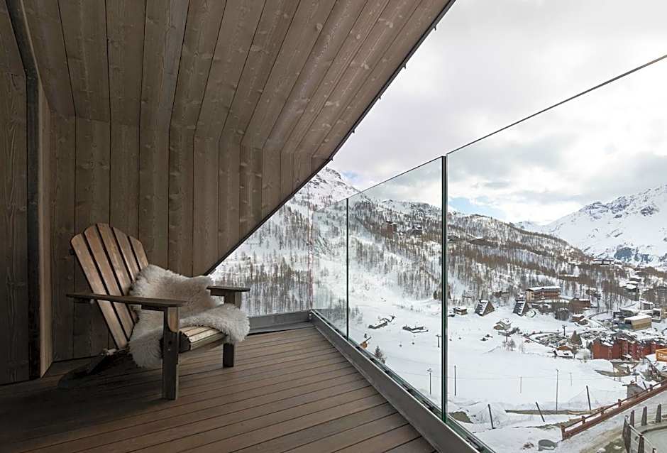 Bergman Mountain Hotel