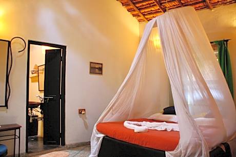 2 Bedroom Cottage Suite