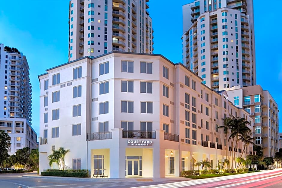 Courtyard by Marriott Miami Dadeland