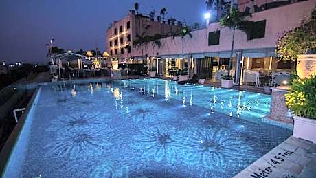 Hotel The Nagpur Ashok