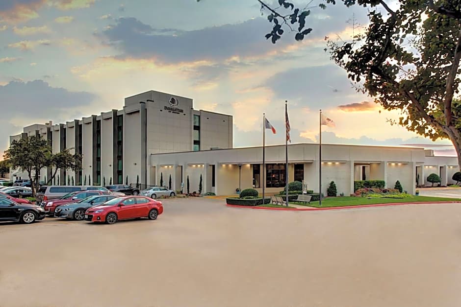 DoubleTree by Hilton Dallas DFW South - Arlington, TX