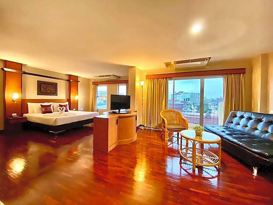 Photo 1 of 13 of Family Suite