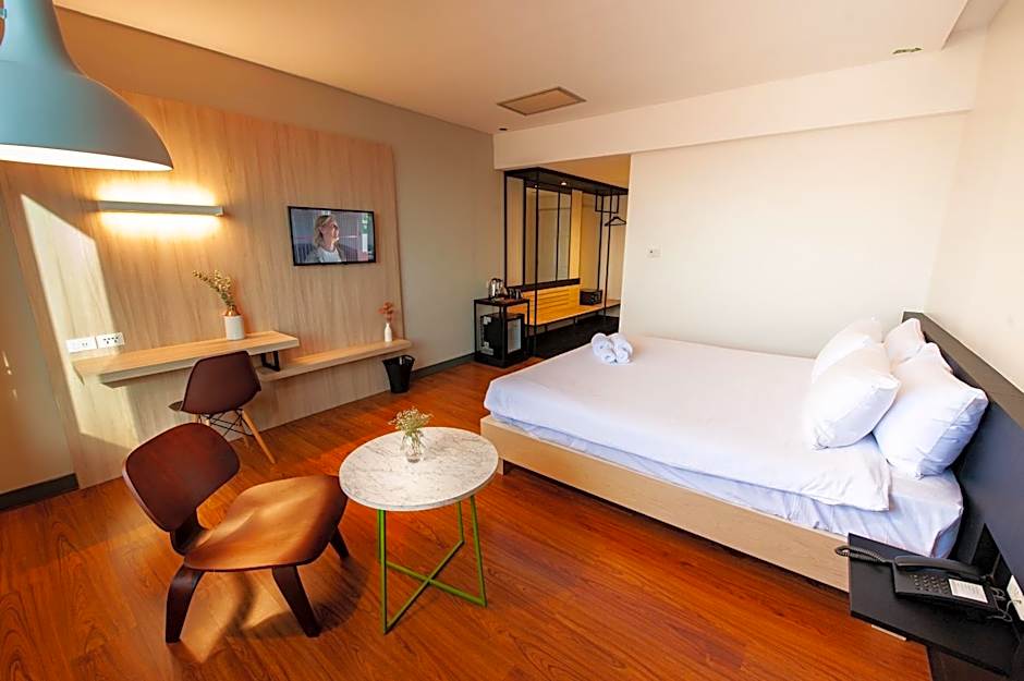 Lee Gardens Plaza Hotel - SHA Plus