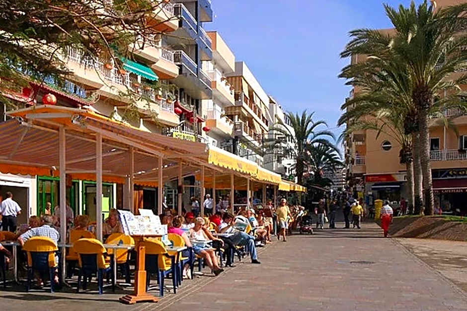 Few steps from the beach hostel in Los Cristianos