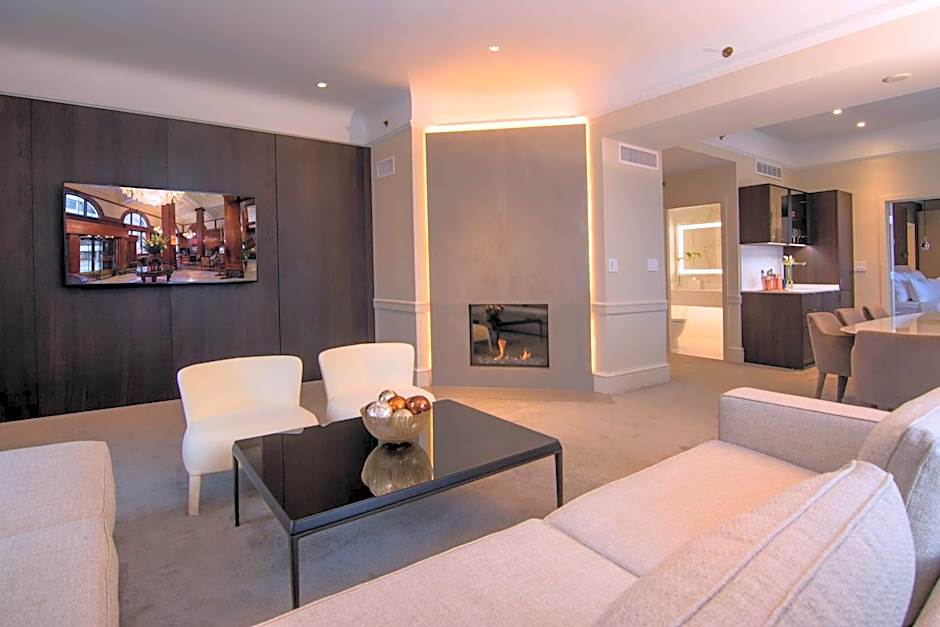 The Benson Portland, Curio Collection by Hilton