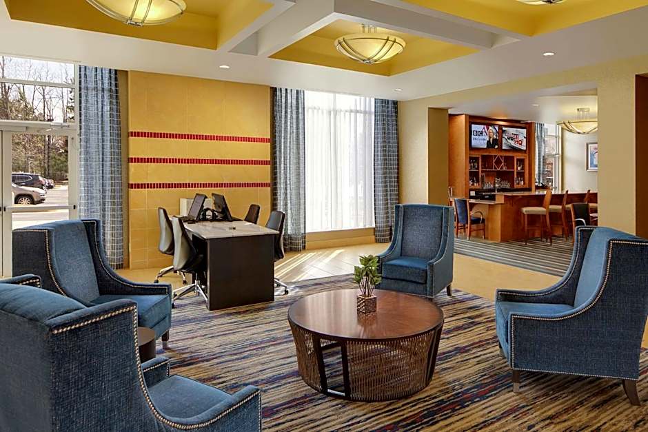DoubleTree by Hilton Richmond Airport, VA