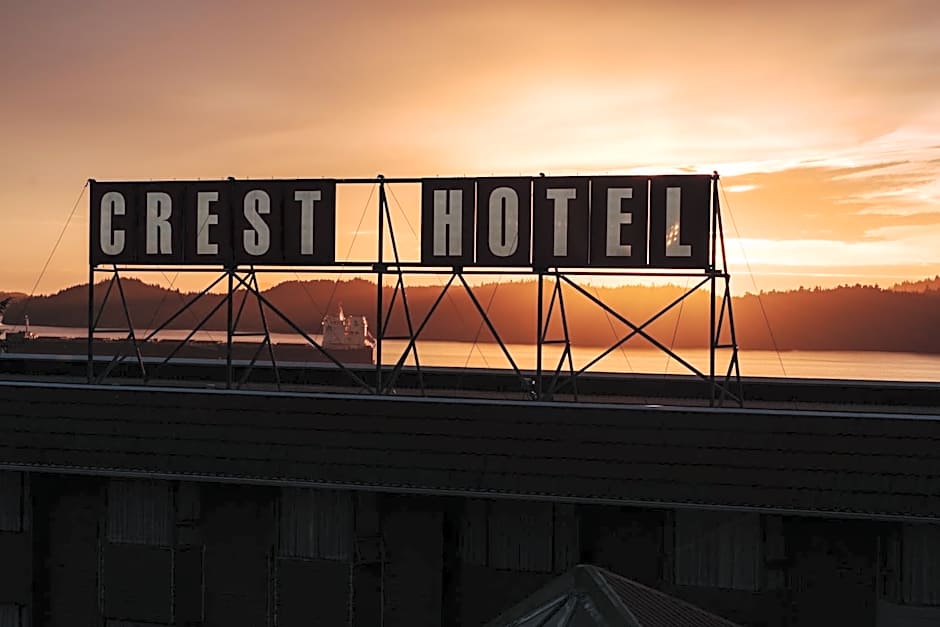 Crest Hotel
