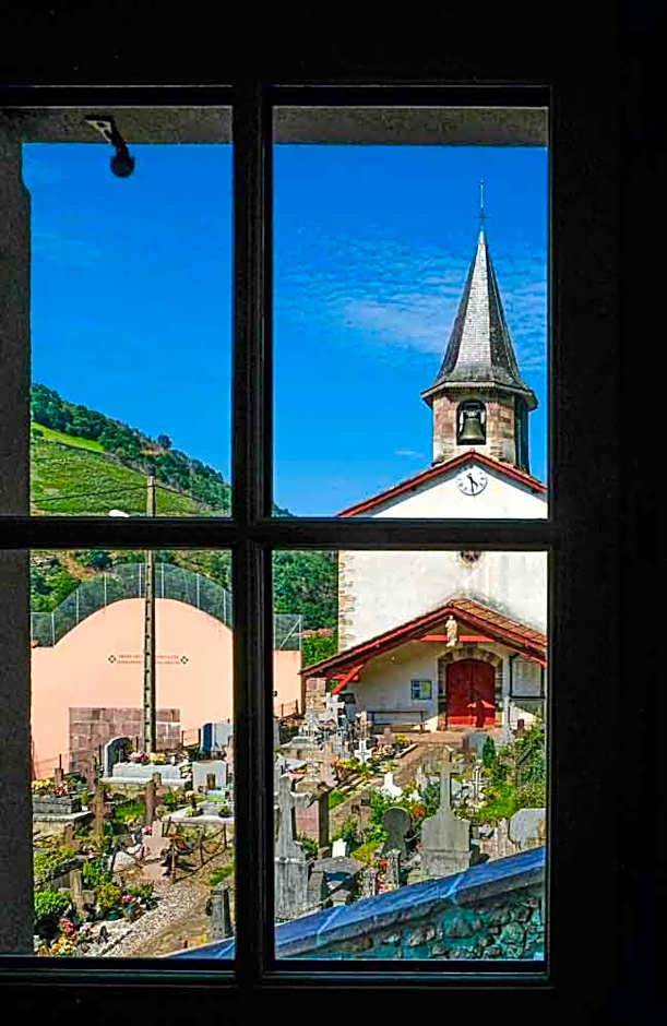 Logis Hotel Erreguina