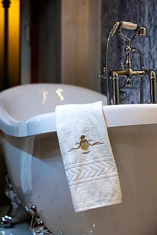 double or twin deluxe