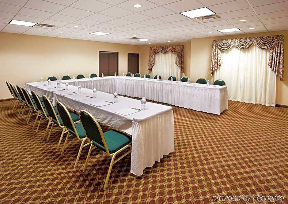 Holiday Inn Express Hotel & Suites Franklin - Oil City By IHG