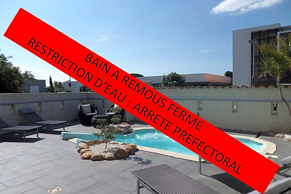 Logis Hôtel Les II Mas - Perpignan Sud