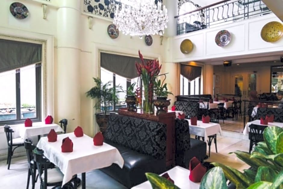 Geulis – Bandung, KY