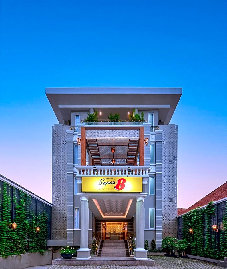 Super 8 by Wyndham Solo Indonesia