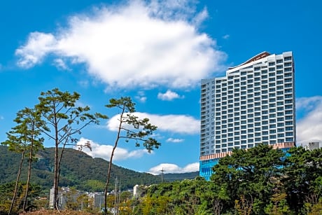 Ramada Suites Geoje