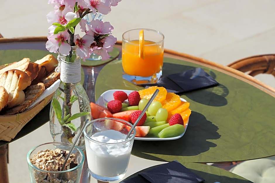 M A S L A P A U Country Hotel - Adults only