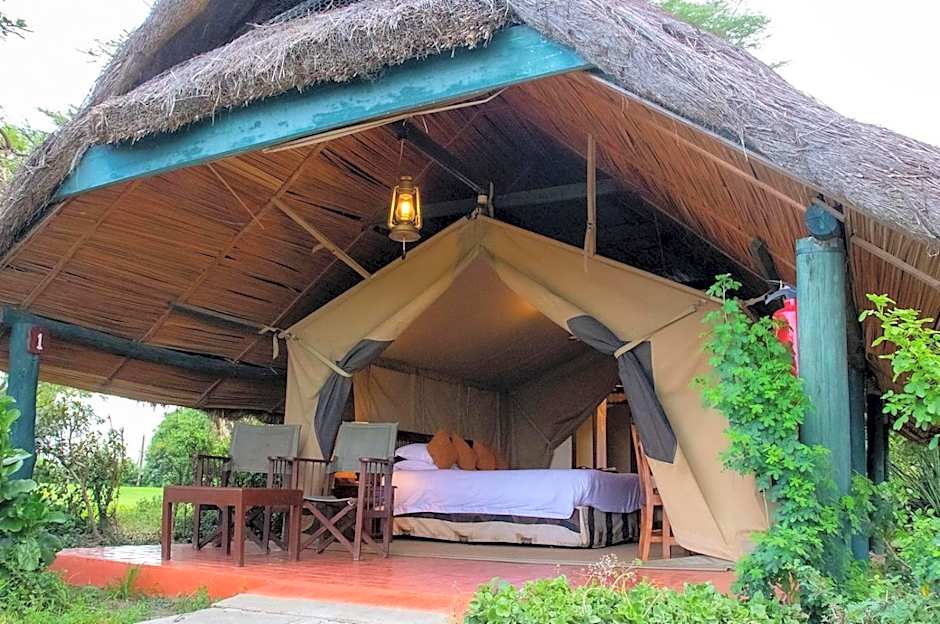 Sweetwaters Serena Camp