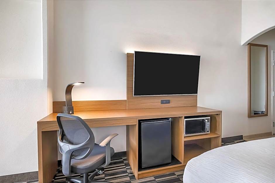La Quinta Inn & Suites by Wyndham Alvin