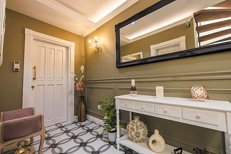 IŻ-ŻEBBUĠA BOUTIQUE SUITES