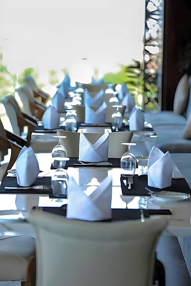 Regal Reseau Hotel  Spa