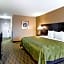 Quality Inn & Suites Des Moines - Merle Hay Road