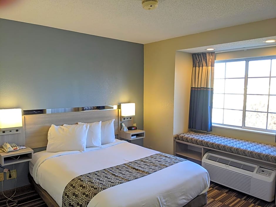 Microtel Inn Georgetown - Lexington North