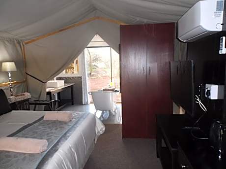 Luxury Tent 10