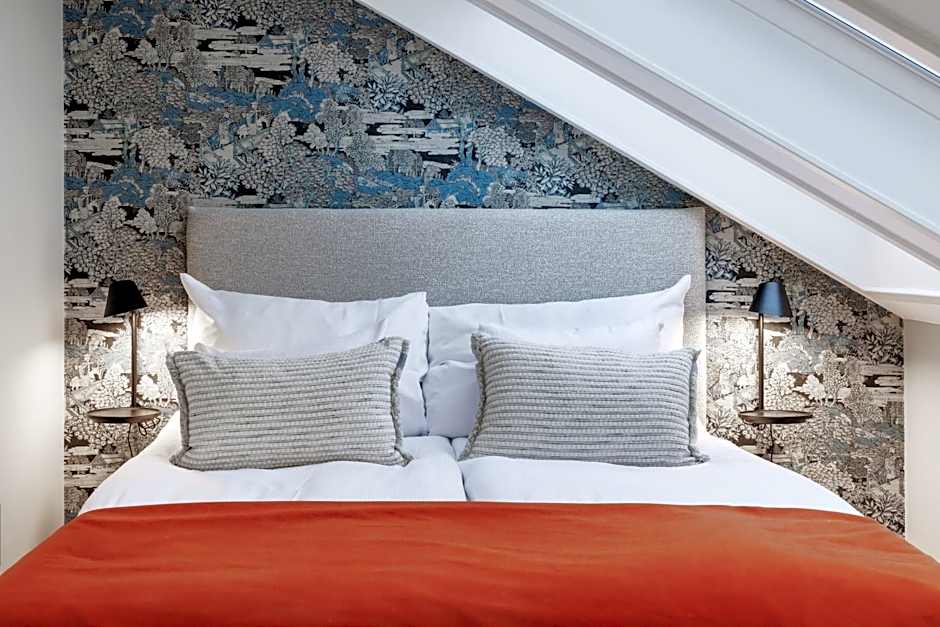 Home Hotel Wellington