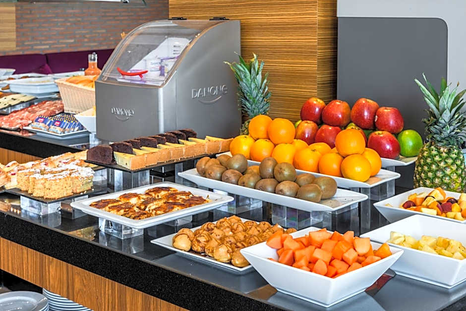 Hotel Madrid Chamartín Affiliated by Meliá