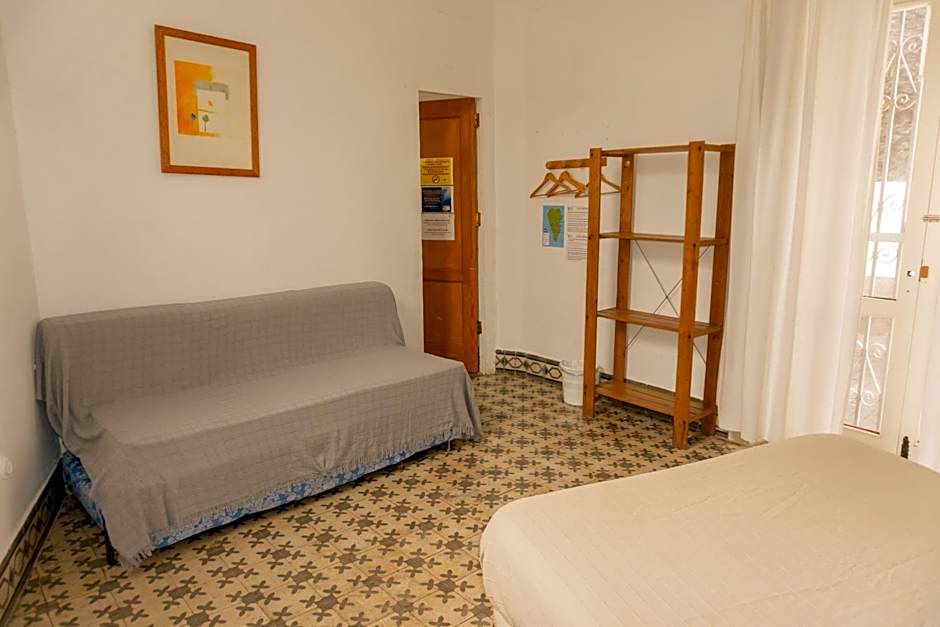 Hostel Albergue La Casa Encantada