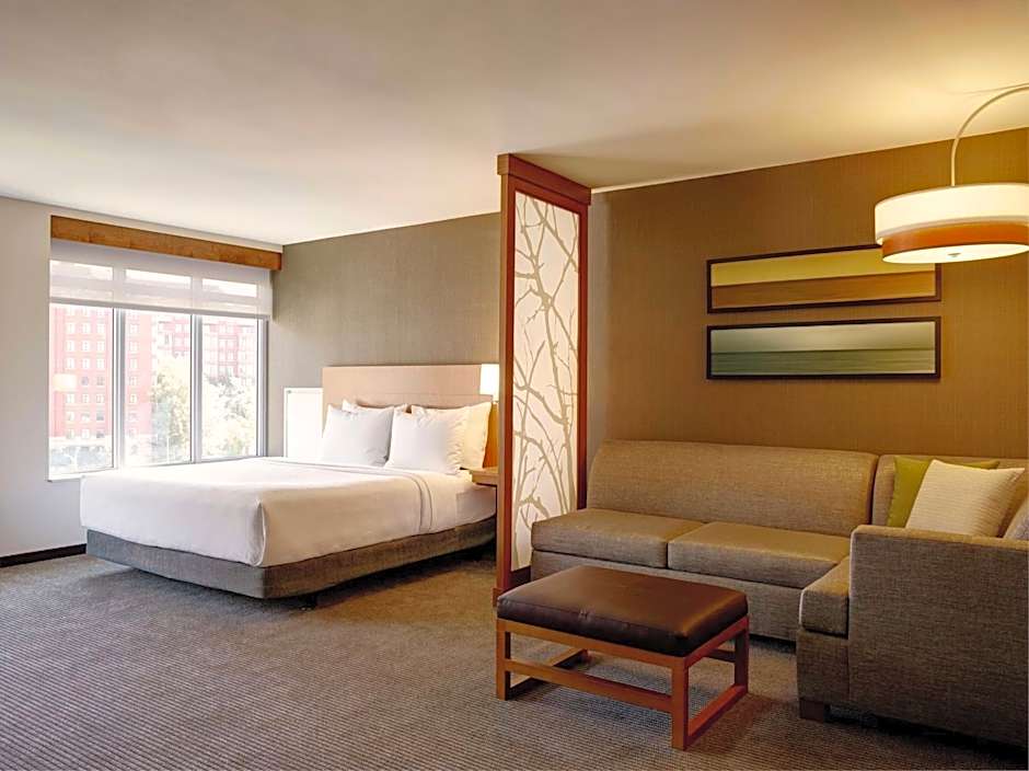 Hyatt Place Arlington Courthouse