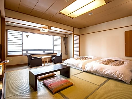 Twin Room with Mountain View