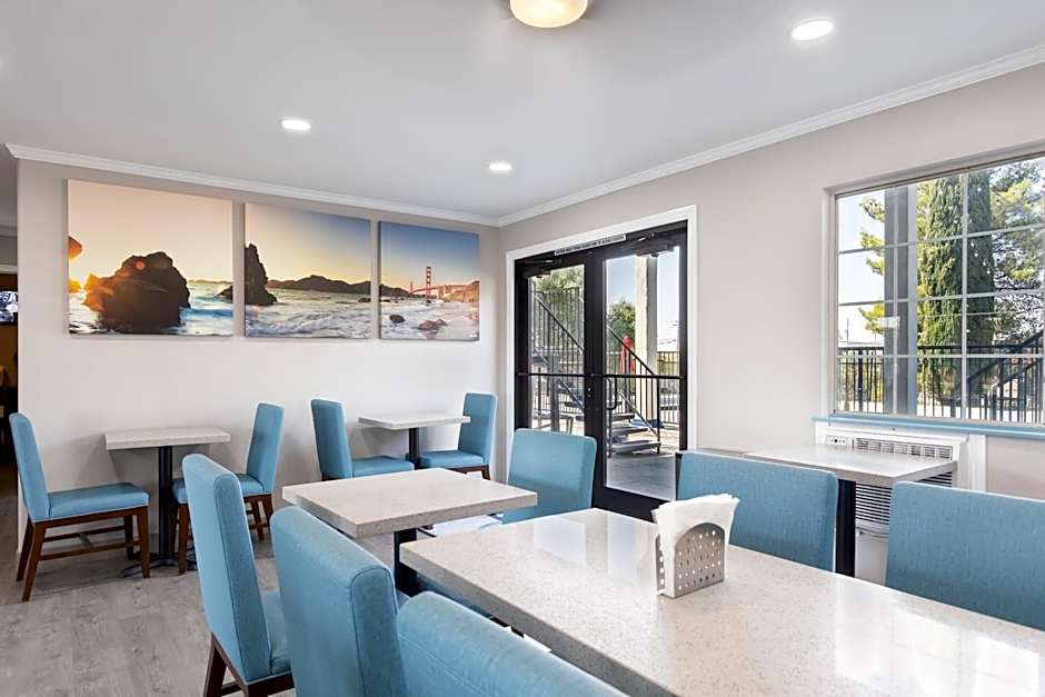 Days Inn by Wyndham Red Bluff