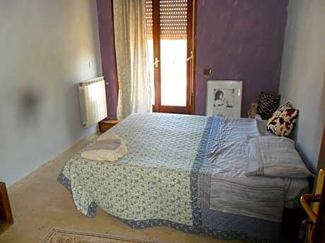 Single Room with Private Bathroom