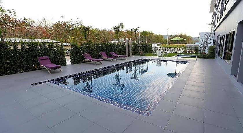 S4 Nai Yang Beach - Near Phuket Airport