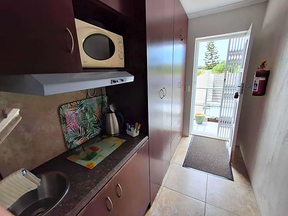 Melkbosstrand Bed and Breakfast