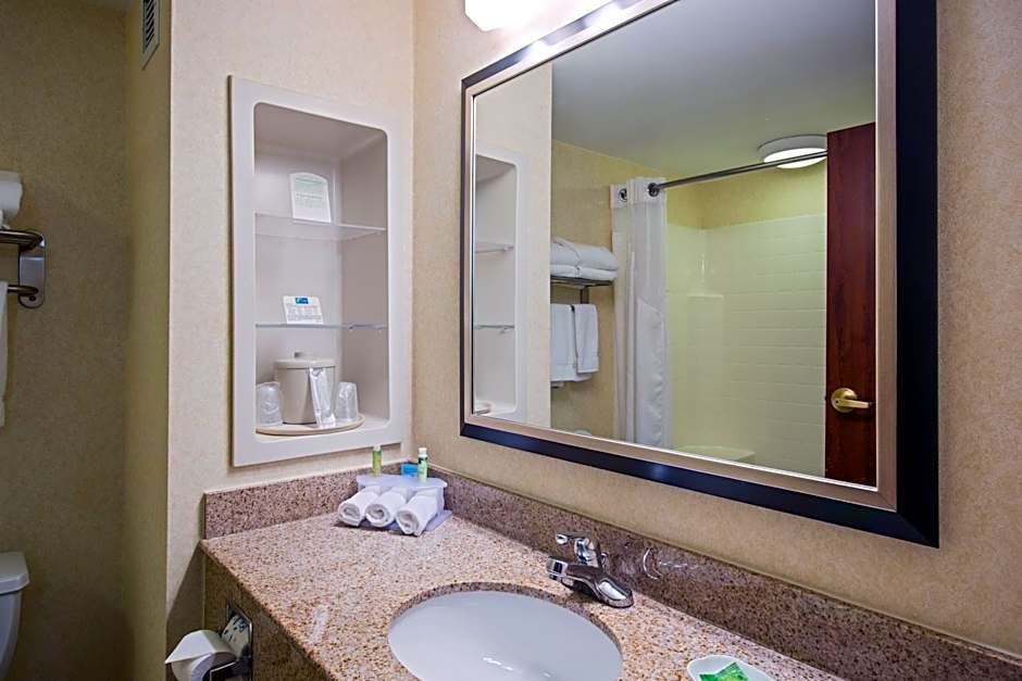 Holiday Inn Express & Suites Salamanca, an IHG Hotel