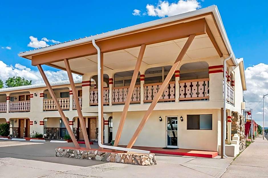 Travelodge by Wyndham Las Vegas NM