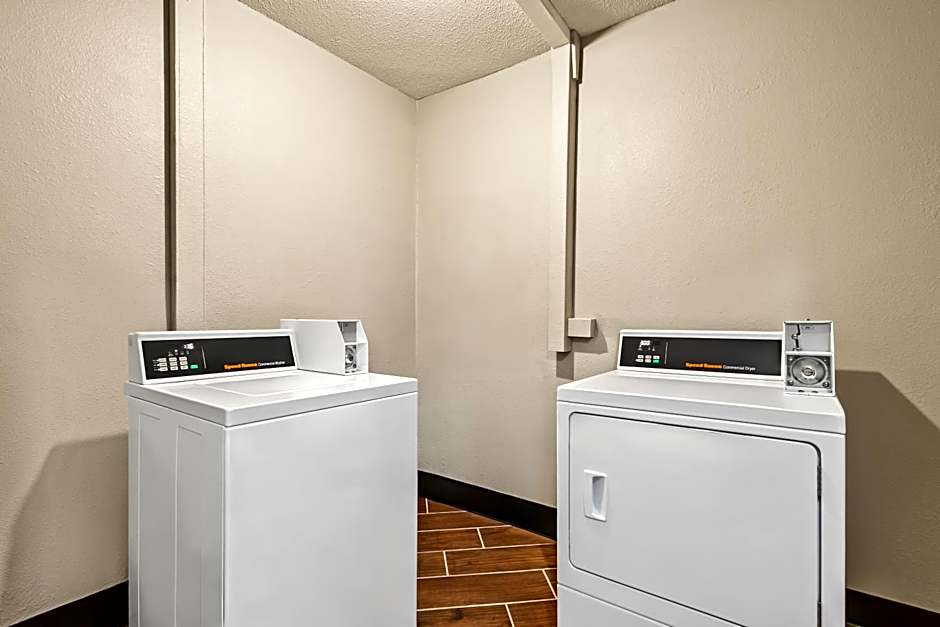 Motel 6 North Sioux City, SD I 29 North