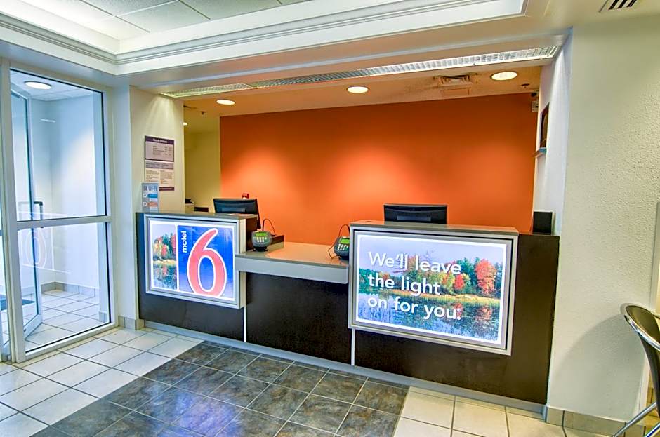 Motel 6-Portsmouth, NH