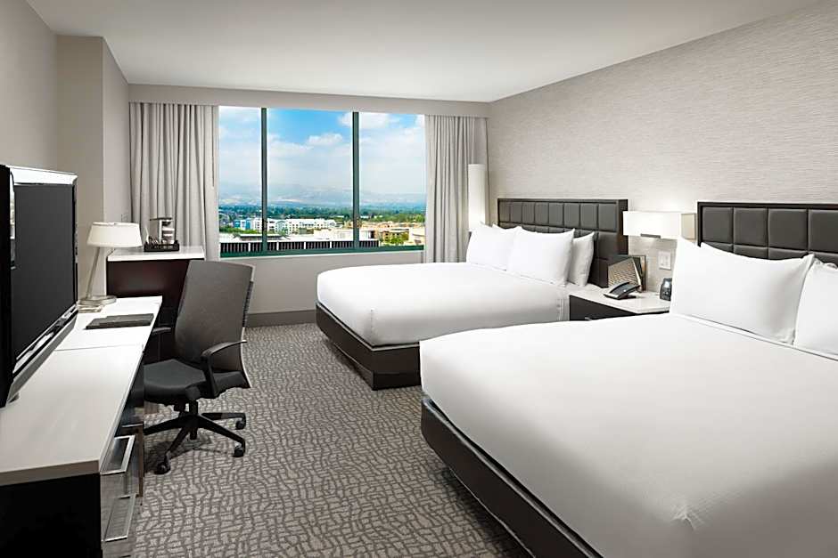 Hilton Woodland Hills/Los Angeles