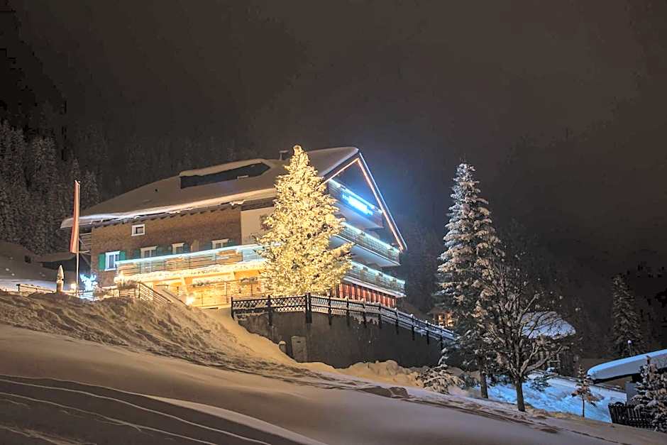 Hotel Alpenrose