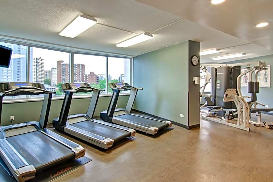 Chateau Lacombe Hotel