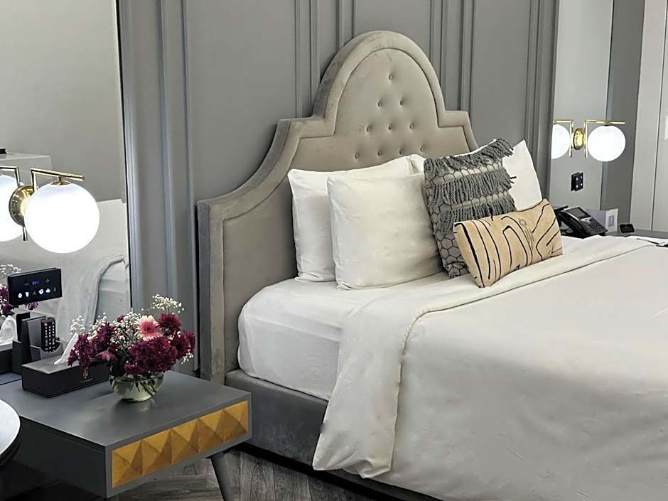 The Nishat Hotel Johar Town