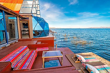 Uros Titicaca Lodge Puno Peru