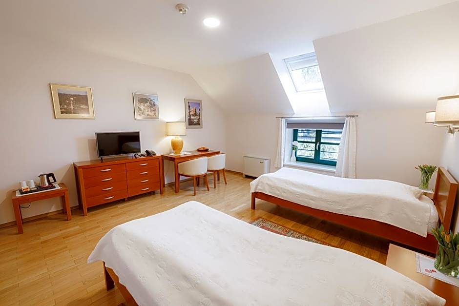 Pri Žabarju Bed & Breakfast Ljubljana