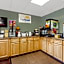 Days Inn by Wyndham Cedar Falls- University Plaza