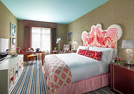 Graduate Junior King Suite