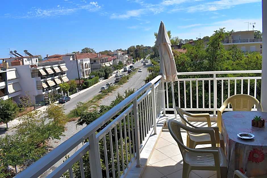 Galanis Studios and Apartments