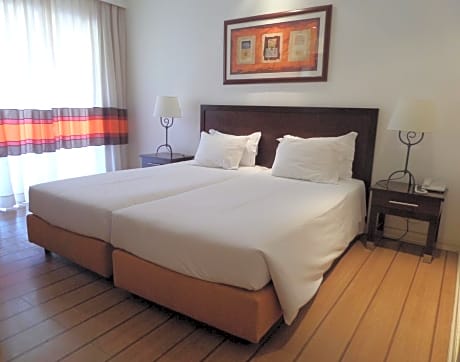 Twin Room (2 Adults + 1 Child) - All Inclusive