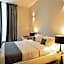 Hotel Retro